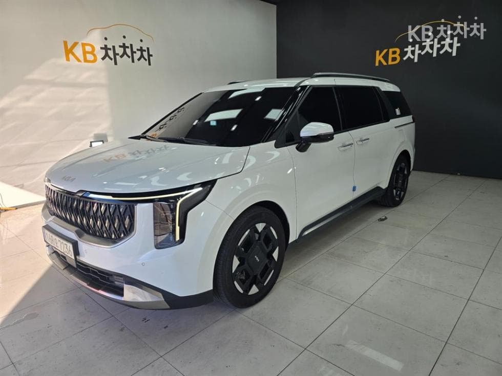 Kia The New (facelift) Carnival 4th generation G3.5 GDI 7-seater (Limousine) Noblesse - Image 1