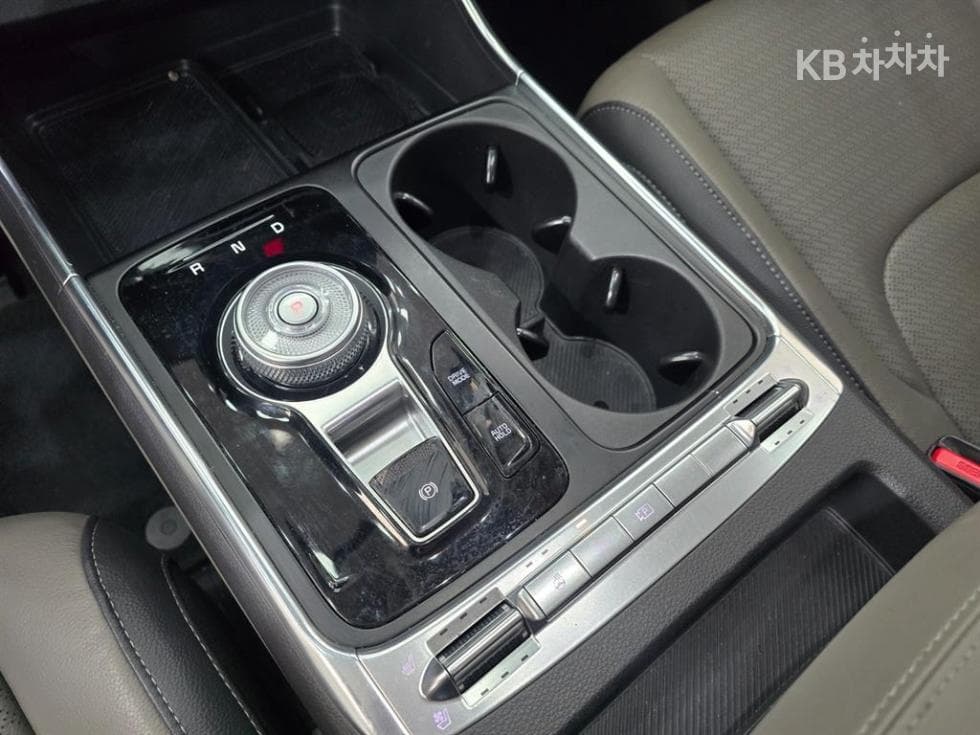 Киа The New (фейслифт) Канивал 4-то поколениеG3.5 GDI 7-местен (Лимузин) Noblesse - 8