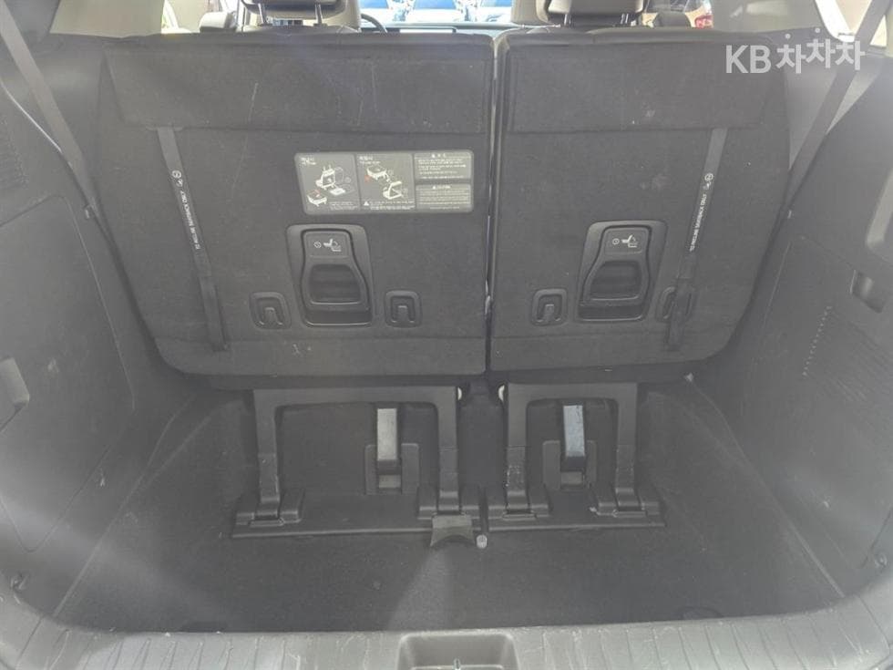 Киа The New (фейслифт) Канивал 4-то поколениеG3.5 GDI 7-местен (Лимузин) Noblesse - 13