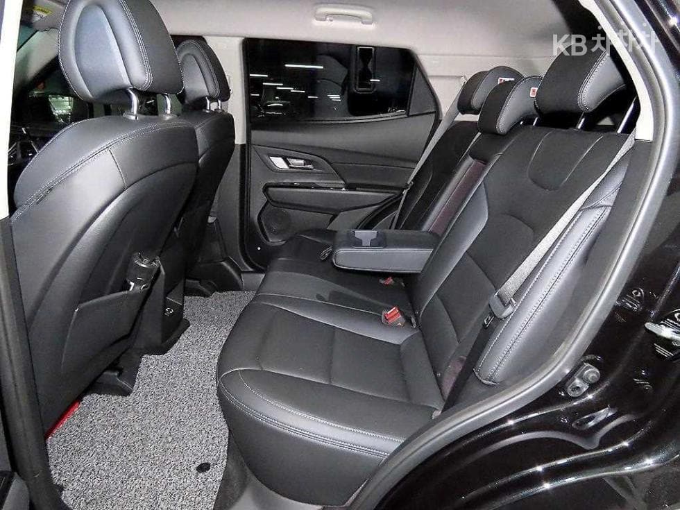 КейДжи Мобилити 뷰티플 코란도1.5 GDi Turbo 4x4 C7 블랙 에디션 - 7