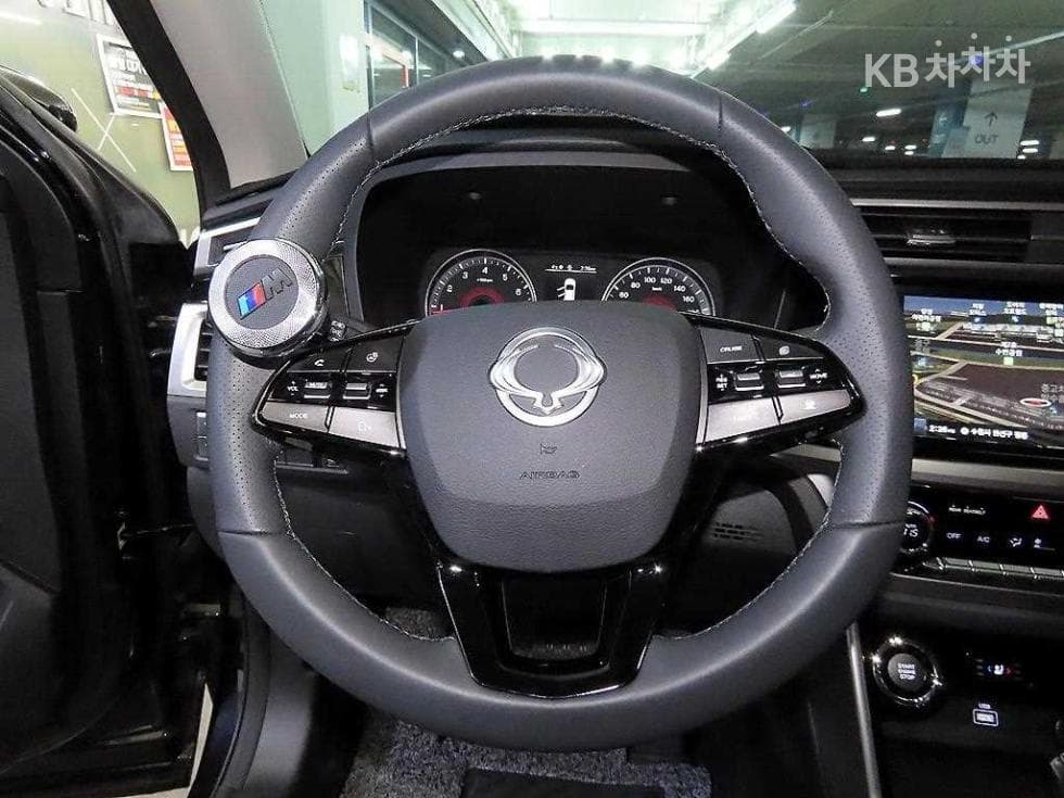 КейДжи Мобилити 뷰티플 코란도1.5 GDi Turbo 4x4 C7 블랙 에디션 - 8