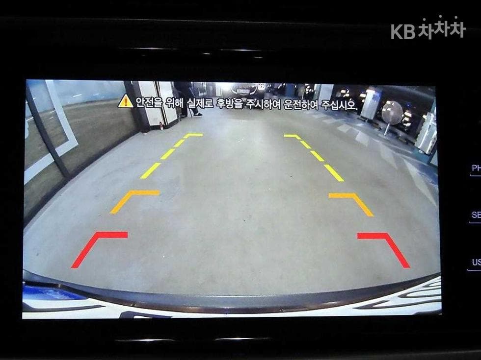 КейДжи Мобилити 뷰티플 코란도1.5 GDi Turbo 4x4 C7 블랙 에디션 - 16