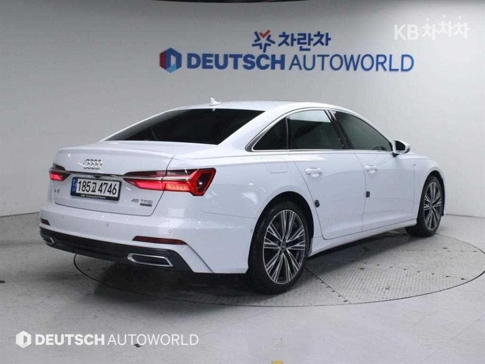 Ауди A6(C8)45 TFSI Quattro Premium - 2