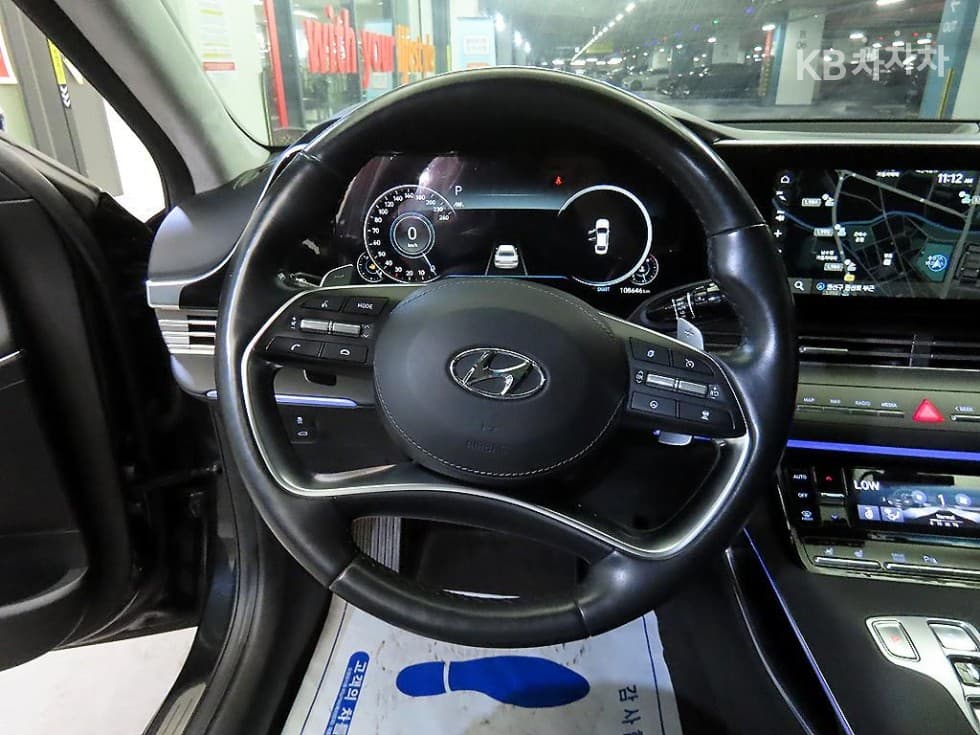 Hyundai The New (facelift) Grandeur (Azera)2.5 Exclusive - 8