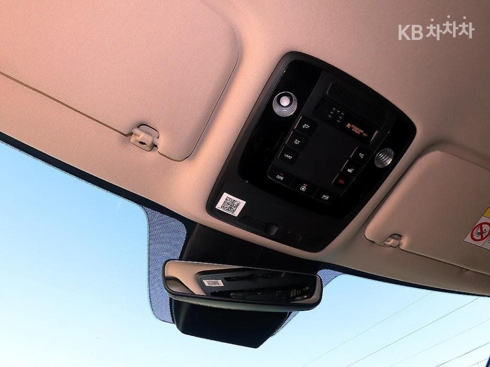 Киа Канивал 4-то поколениеВисок Лимузин (Канивал) G3.5 GDI 9-местен Signature - 12