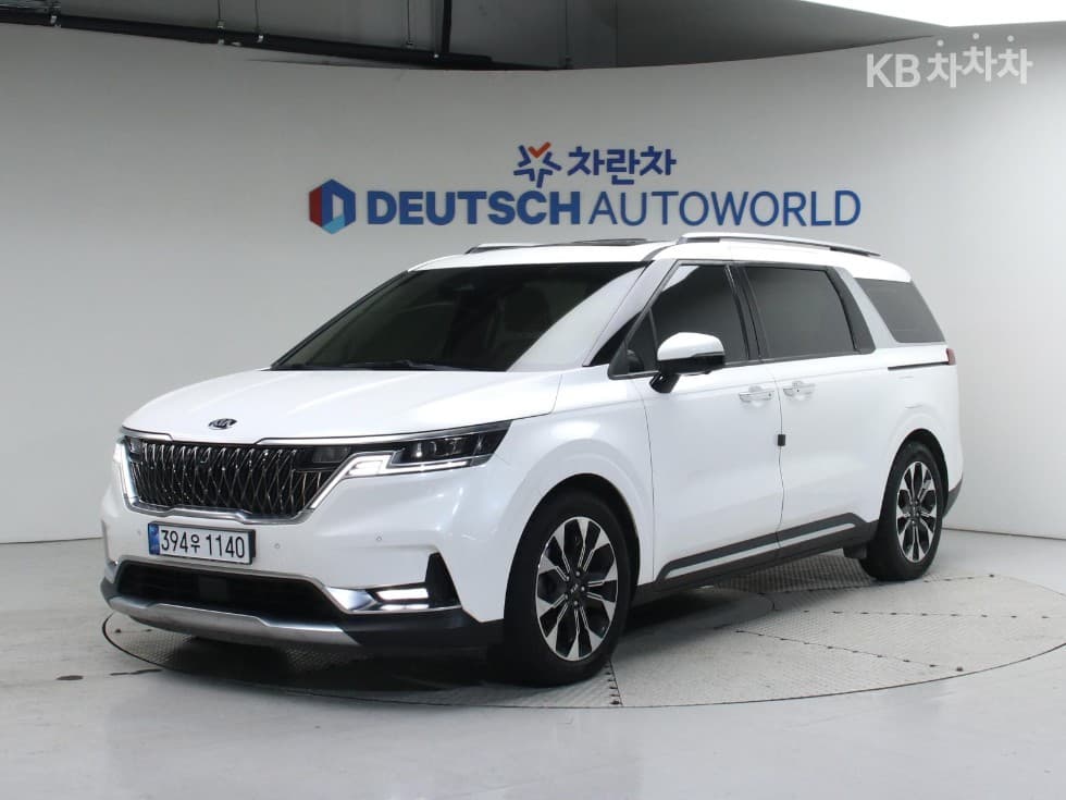 Киа Канивал 4-то поколение D2.2 9-местен Signature - Image 1