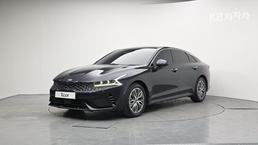 Киа K5 Хибрид 3-토 поколение2.0 HEV Noblesse