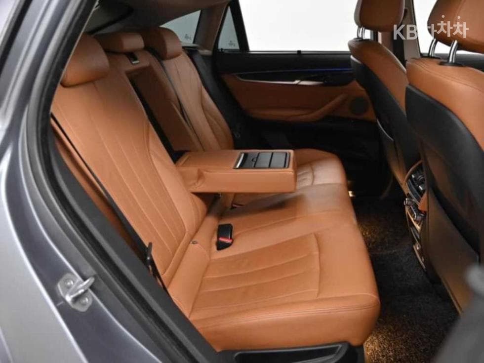 BMW X6(F16)xDrive 30d Стандартен - 11