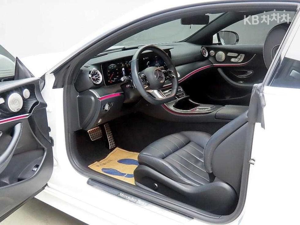 Mercedes-Benz E-Клас (W213)E300d 4Matic Coupe Стандартен - 5