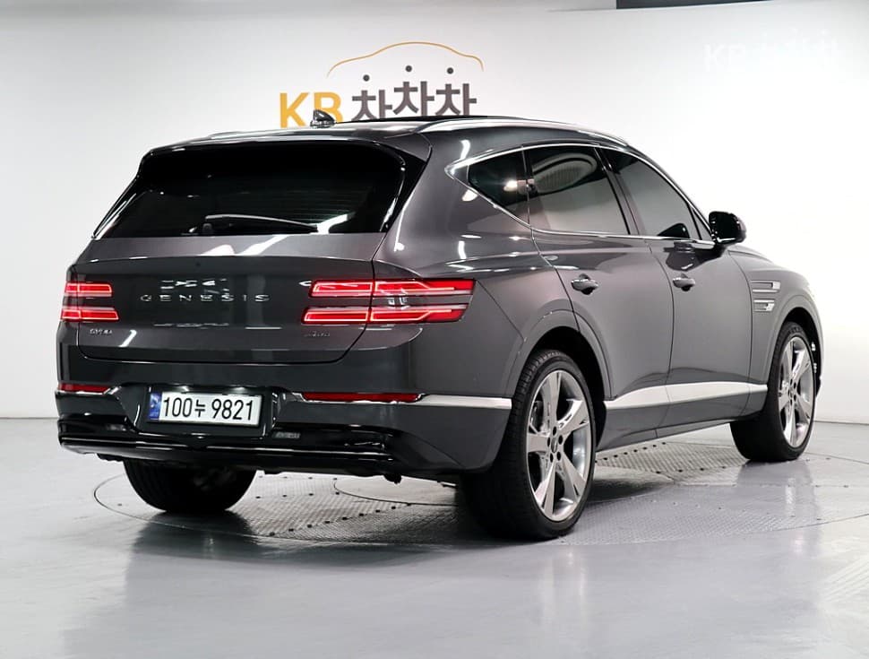 Genesis GV803.0 Diesel AWD - 3