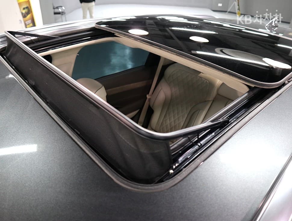 Genesis GV803.0 Diesel AWD - 15