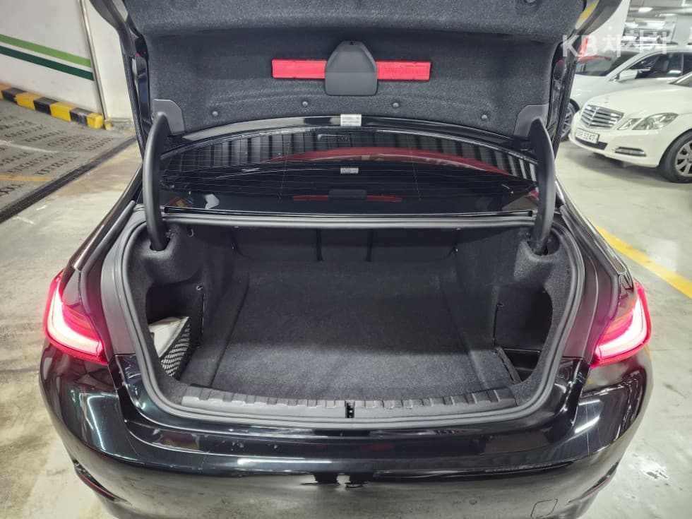 BMW 3 Серия (G20)320i Стандартен - 22