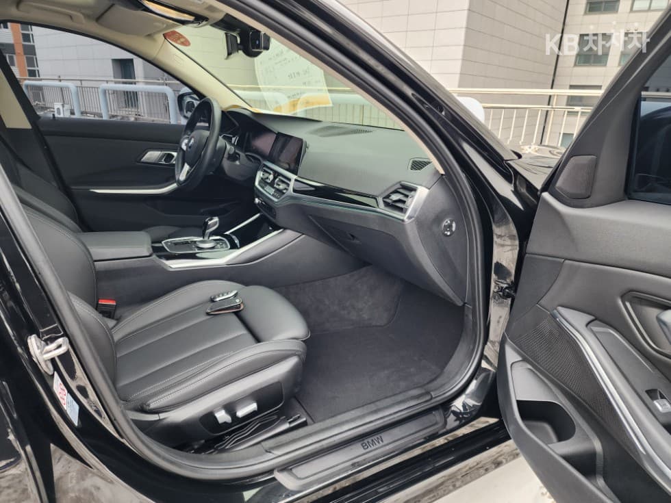 BMW 3 Серия (G20)320i Стандартен - 17