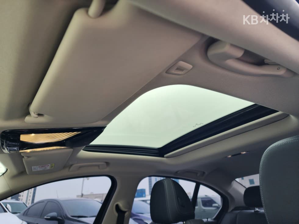 BMW 3 Серия (G20)320i Стандартен - 14