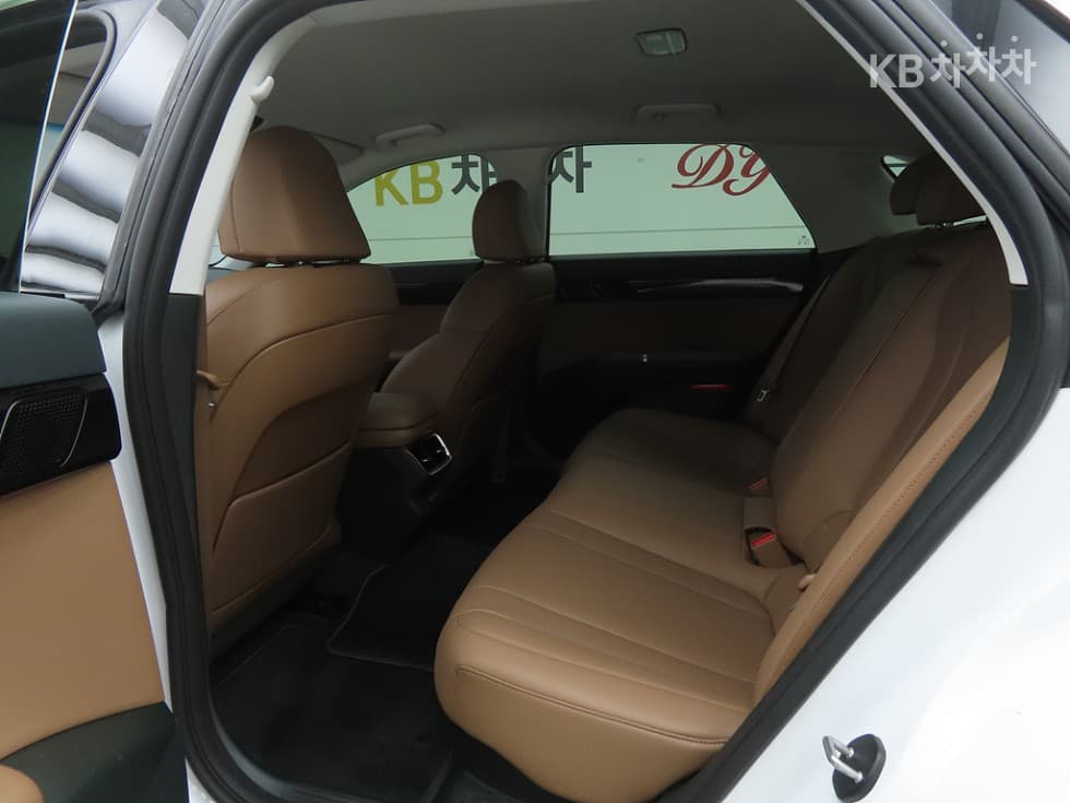 Хюндай Ди Всеново Grandeur (Azera) Хибрид1.6 Турбо Бензин Premium - 6