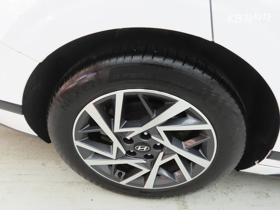 Хюндай Ди Всеново Grandeur (Azera) Хибрид1.6 Турбо Бензин Premium - 20