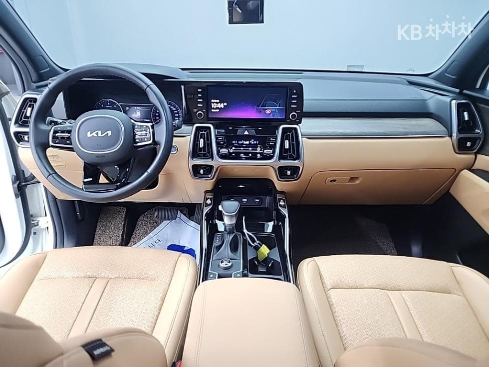 Киа The New (фейслифт) Sorento MQ42.2 Дизел 2WD Престиж - 7