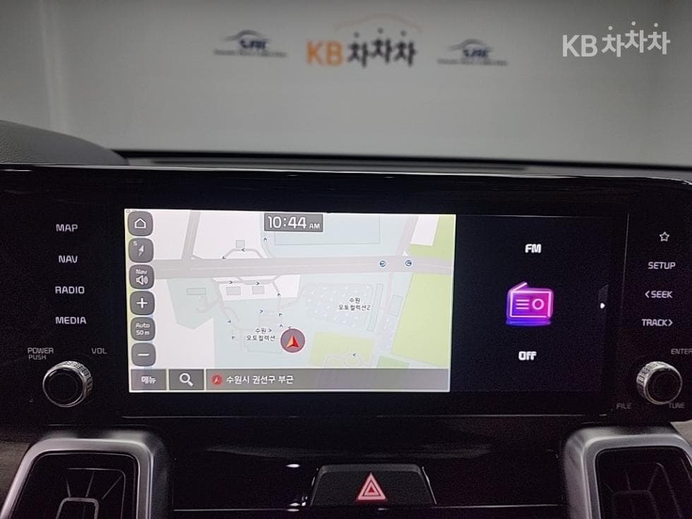 Киа The New (фейслифт) Sorento MQ42.2 Дизел 2WD Престиж - 16