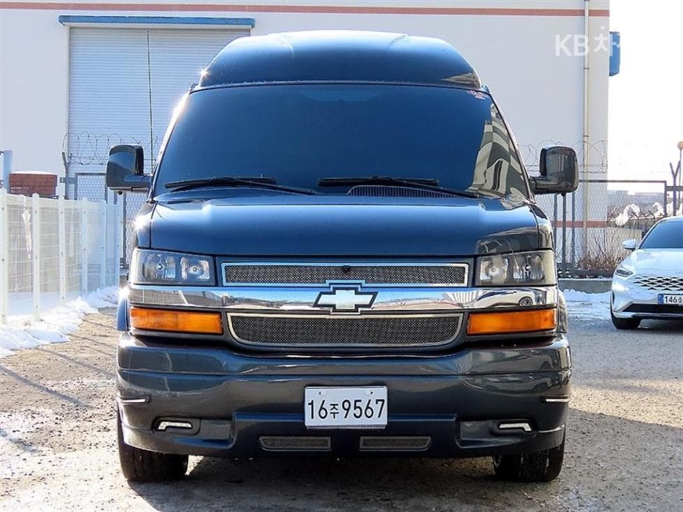 Chevrolet 익스프레스Van 6.0 - Image 1