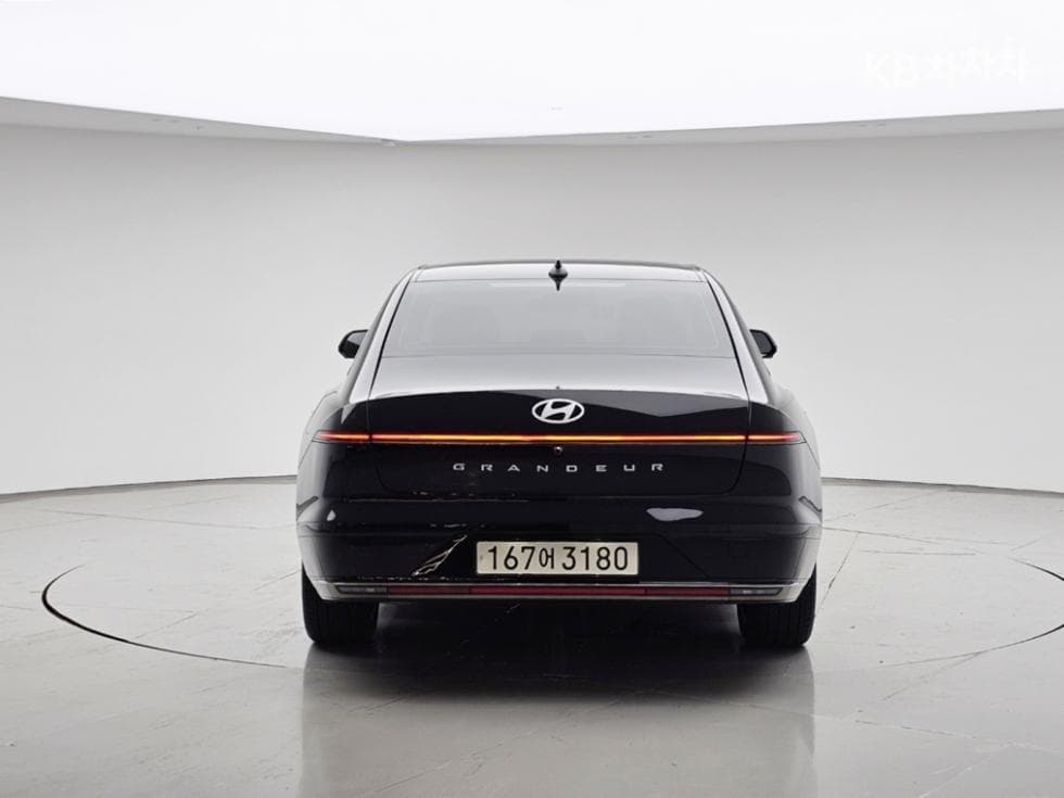 Hyundai The All New Grandeur (Azera)3.5 Gasoline 2WD Calligraphy - 4