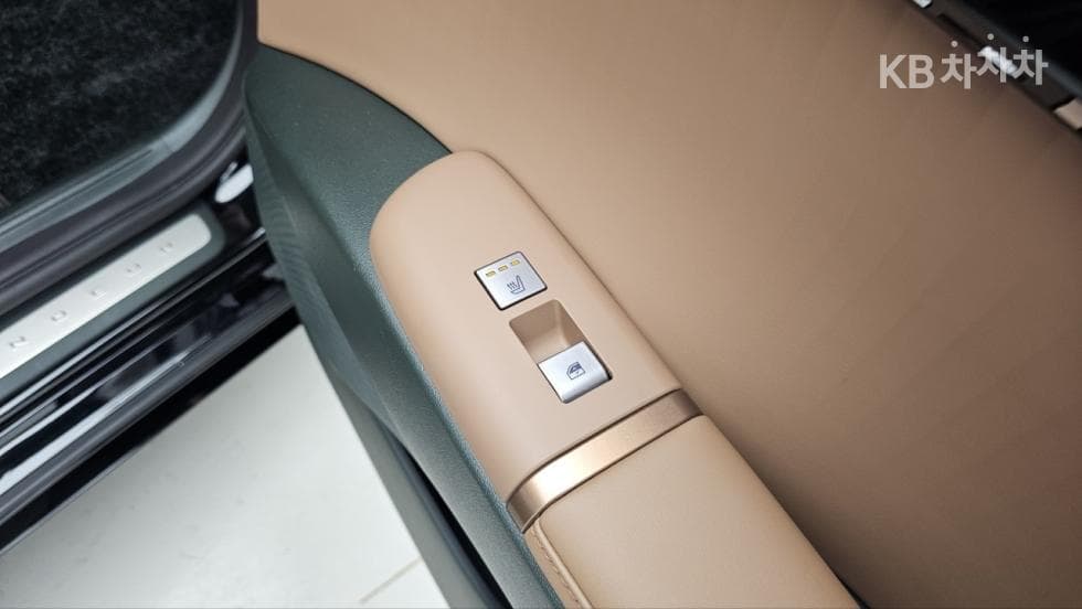 Hyundai The All New Grandeur (Azera)3.5 Gasoline 2WD Calligraphy - 21