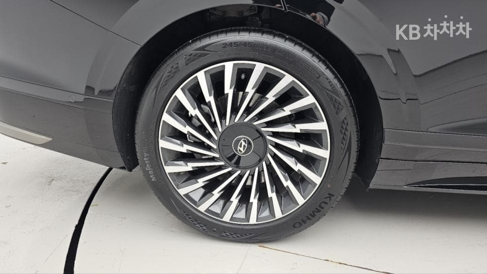 Hyundai The All New Grandeur (Azera)3.5 Gasoline 2WD Calligraphy - 28