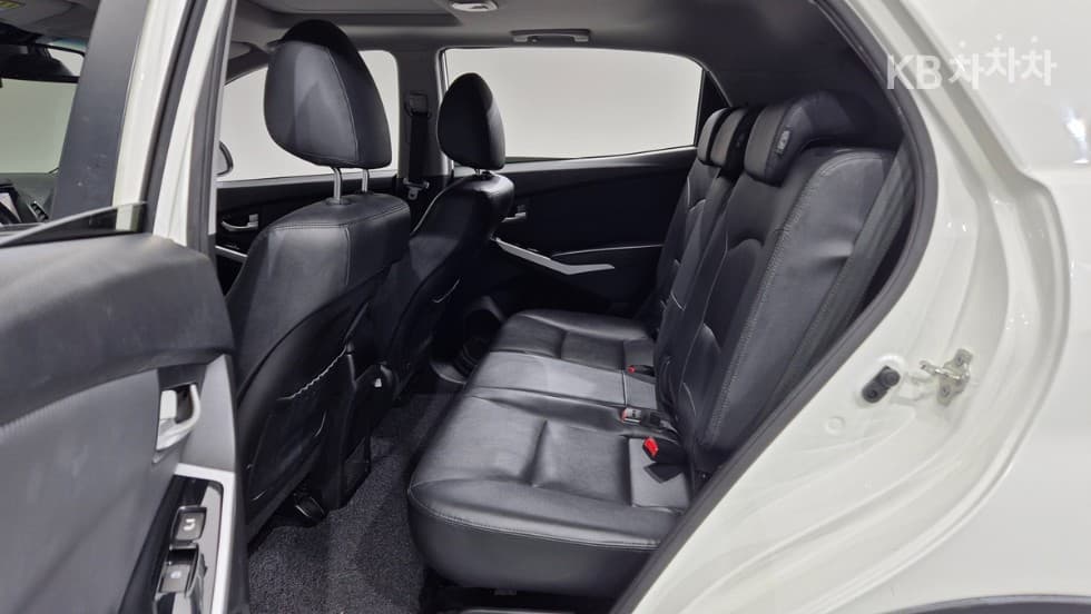 КейДжи Мобилити Нов Стил 코란도 C2.2 RX 2WD Висок клас - 8