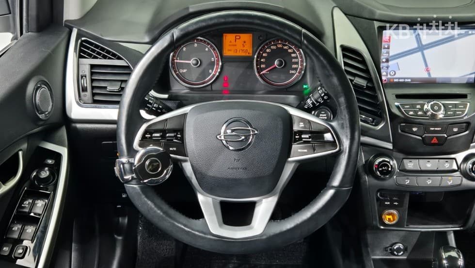 КейДжи Мобилити Нов Стил 코란도 C2.2 RX 2WD Висок клас - 12