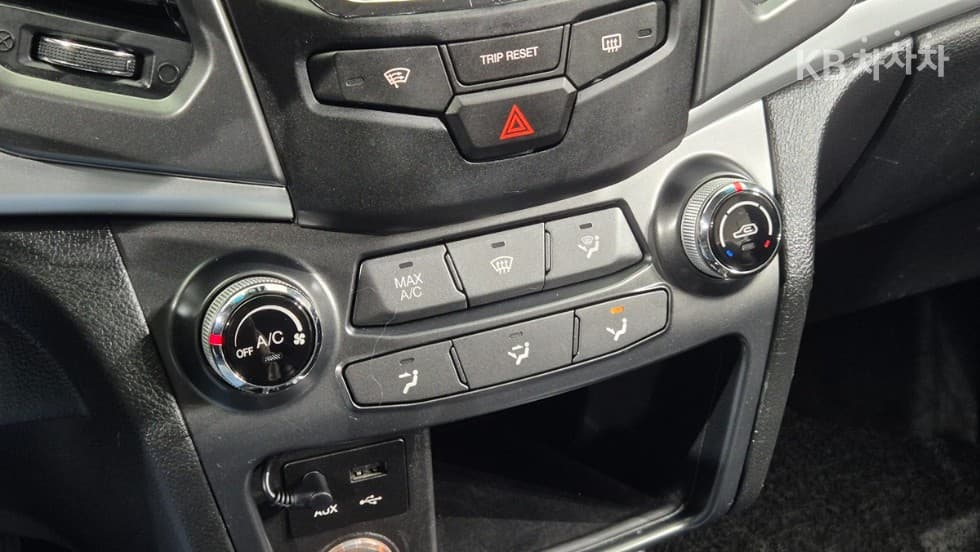 КейДжи Мобилити Нов Стил 코란도 C2.2 RX 2WD Висок клас - 17