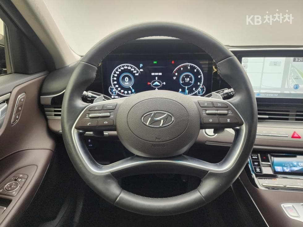 Hyundai The New (facelift) Grandeur (Azera)2.5 Exclusive - 6