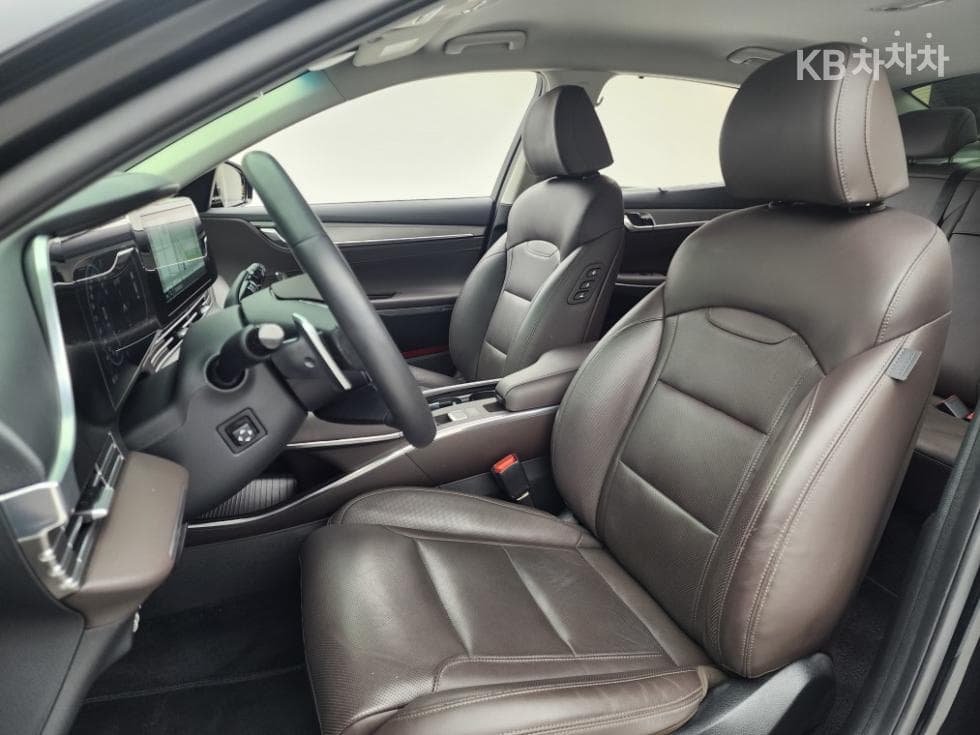 Hyundai The New (facelift) Grandeur (Azera)2.5 Exclusive - 18