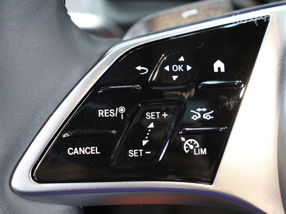 Mercedes-Benz GLC(X254)GLC300 4Matic Avantgarde - 10