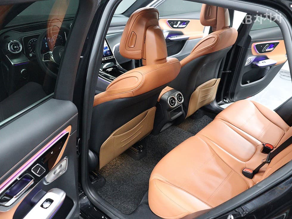 Mercedes-Benz GLC(X254)GLC300 4Matic Avantgarde - 16