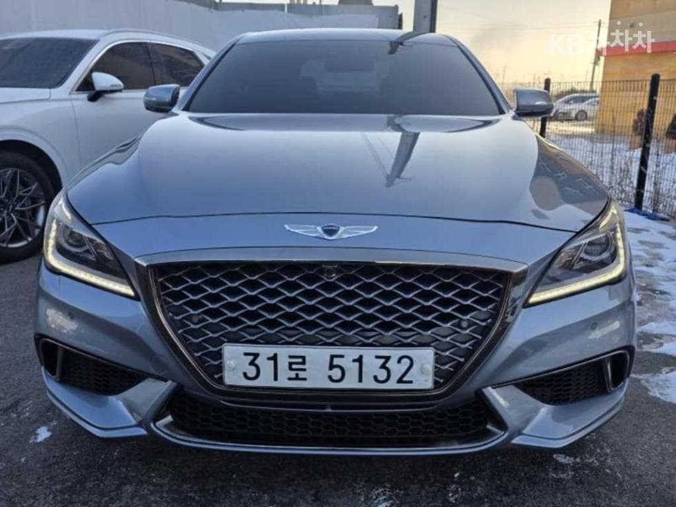 Hyundai GenesisDHG330 Modern AWD Standard