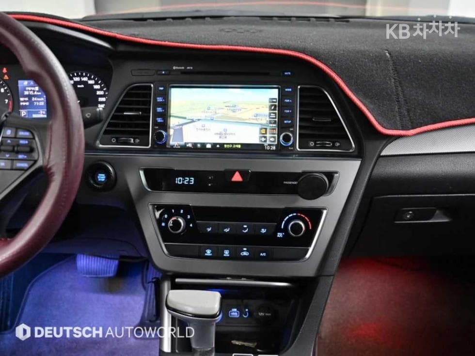 Hyundai Sonata LFLPI Rental car Smart - 14