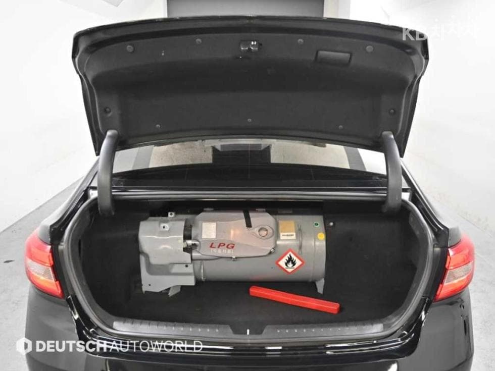 Hyundai Sonata LFLPI Rental car Smart - 20