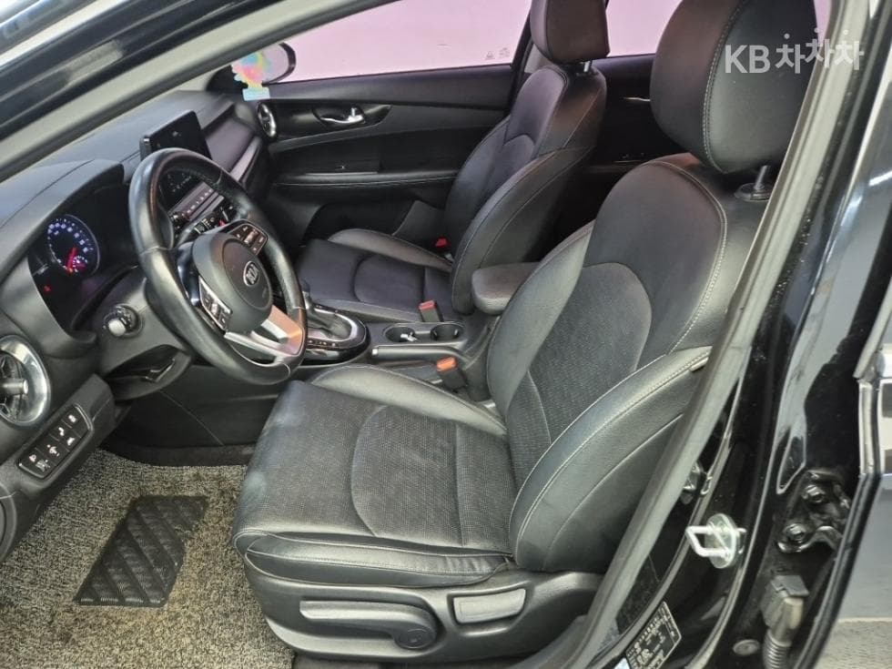 Kia All New K31.6 Gasoline Noblesse - 11