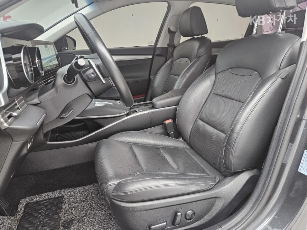 Hyundai The New (facelift) Grandeur (Azera)2.5 Premium 초이스 - 16