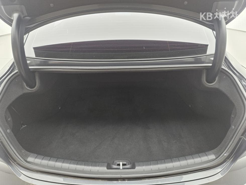 Hyundai The New (facelift) Grandeur (Azera)2.5 Premium 초이스 - 20