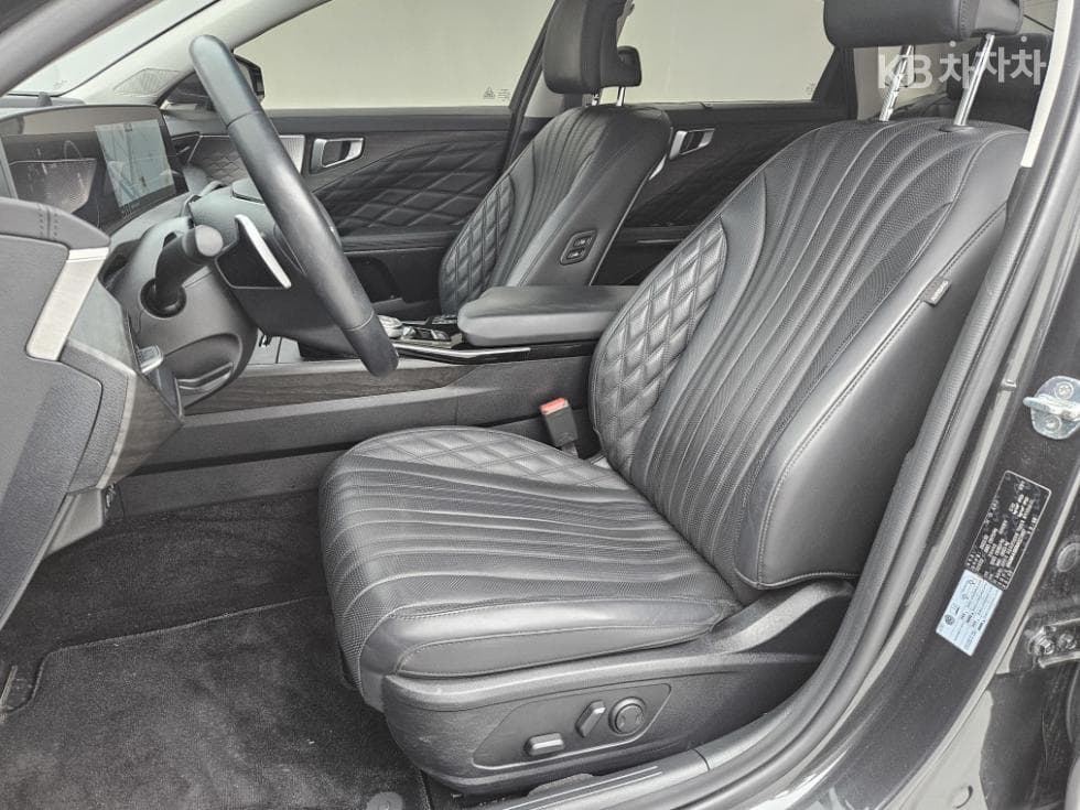 Kia K82.5L gasoline Signature - 14