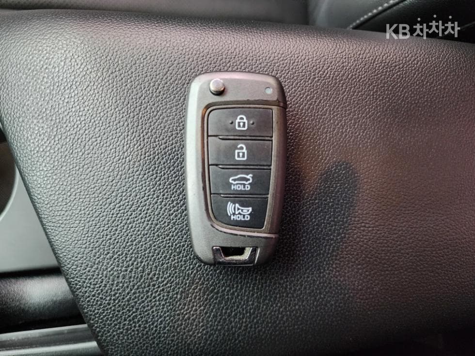 Hyundai All New Avante (Elantra)(CN7)1.6 Gasoline Smart - 12