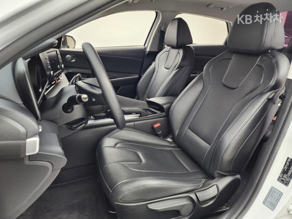 Hyundai All New Avante (Elantra)(CN7)1.6 Gasoline Smart - 17