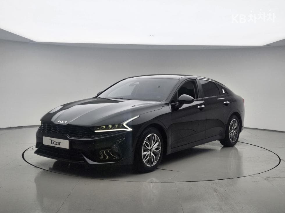 Kia K5 Hybrid 3rd Gen 2.0 HEV Prestige - Image 1