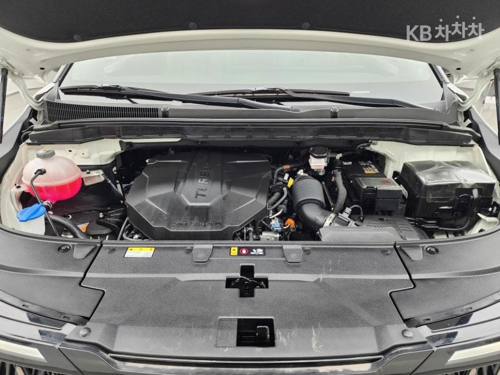 Kia The New (facelift) Carnival 4th generationD2.2 9-seater Prestige - 20