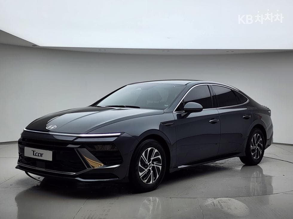 Hyundai Sonata The Edge (Sonata facelift) Hybrid(DN8) 2.0 HEV Premium - Image 1