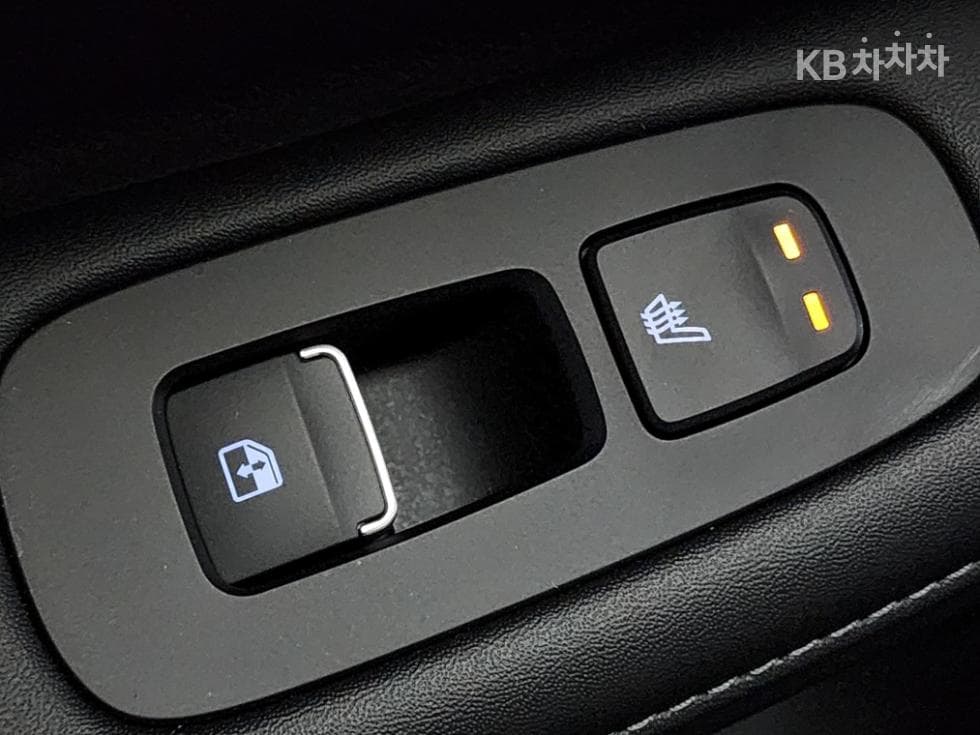 Hyundai Sonata The Edge (Sonata facelift) Hybrid(DN8)2.0 HEV Premium - 18