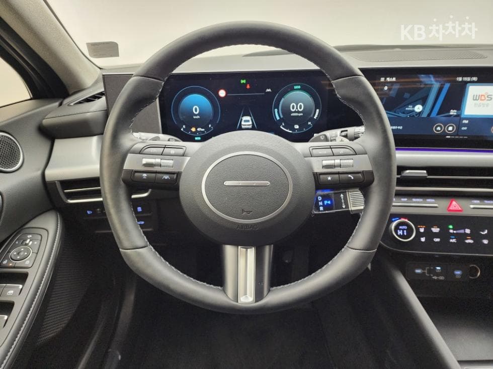 Hyundai Sonata The Edge (Sonata facelift) Hybrid(DN8)2.0 HEV Premium - 22