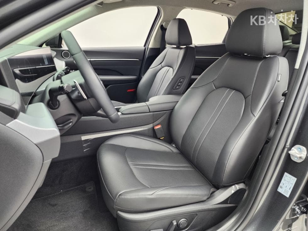 Hyundai Sonata The Edge (Sonata facelift) Hybrid(DN8)2.0 HEV Premium - 24