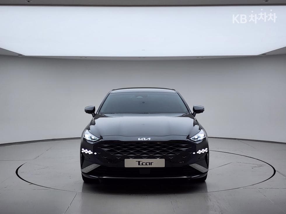 Kia K8 Hybrid1.6 Turbo Noblesse - 2