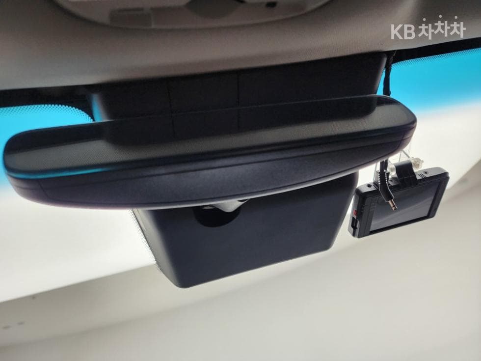 Kia K8 Hybrid1.6 Turbo Noblesse - 12